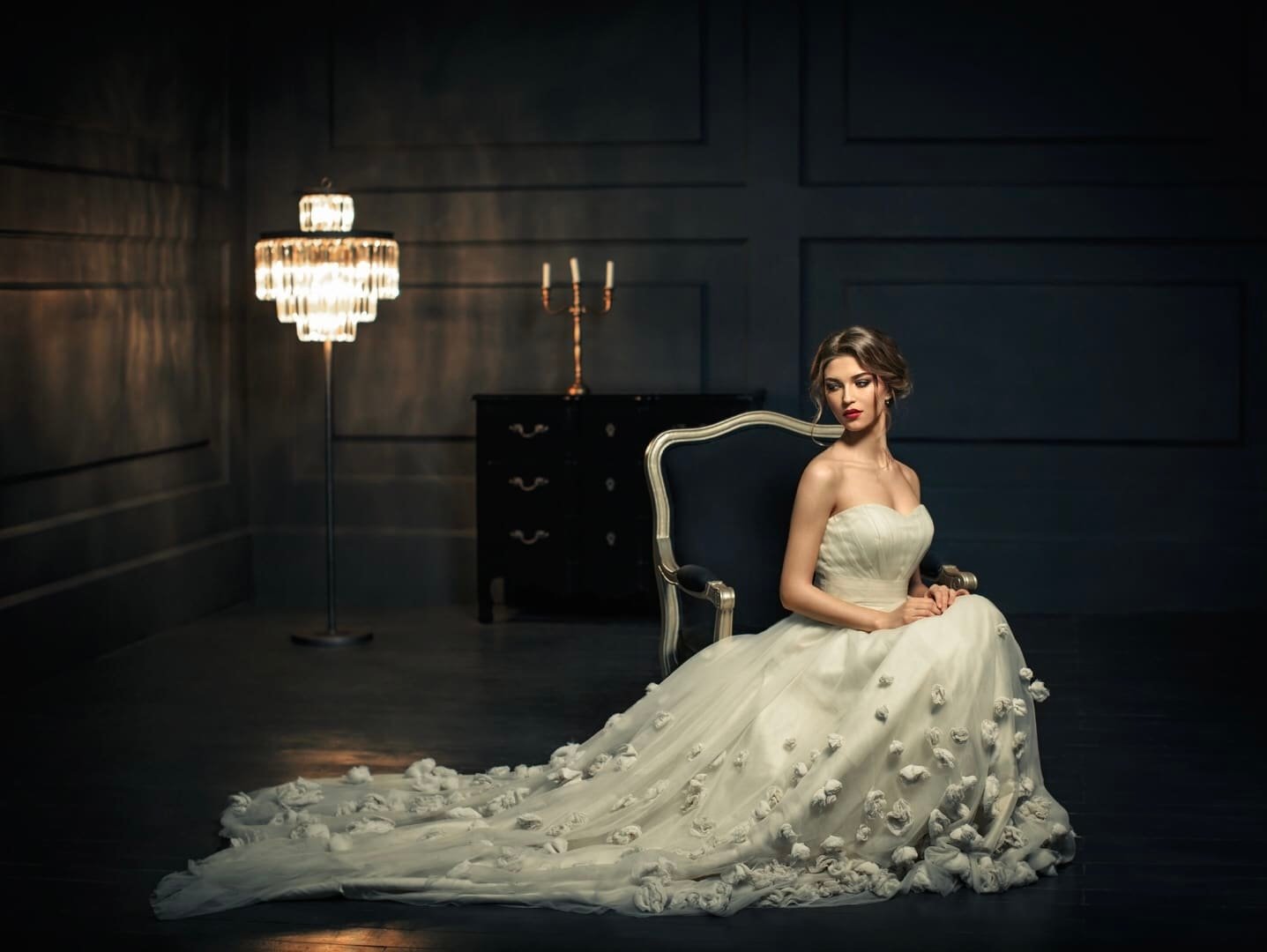 Unleashing Boundless Beauty: Transforming Art into Glamorous Masterpieces